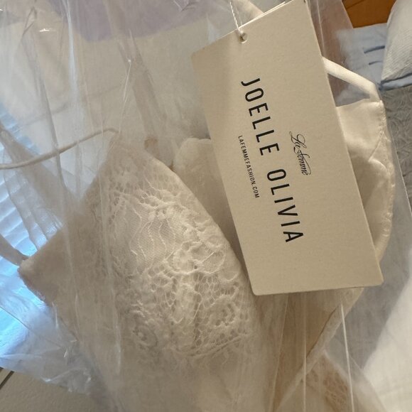 NWT La Femme Delia Wedding Dress - Unaltered Bridal Gown (Style J2143) - Picture 8 of 9